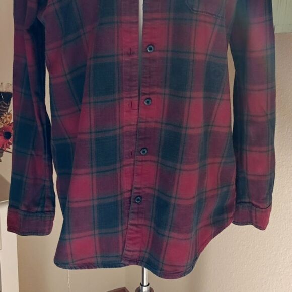 Fox Hooded Flannel - Picture 3 of 12